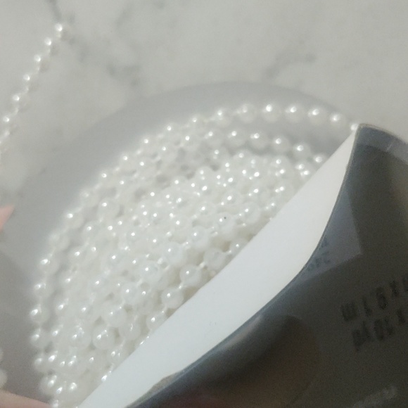 Ribbon - Picture 12 of 13